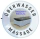 Rundes Logo mit Text "Überwasser Massage" und einem Bild eines Wassermassageliege "Wellsystem".