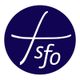 Weißes Kreuz und „sfo“ auf blauem Kreis Hintergrund.