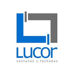 Logo de "Lucor ventanas y fachadas" con diseño en forma de L en azul y gris.