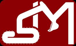 Logo estilizado con letras blancas "S" y "M" sobre fondo rojo.