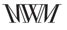 Schwarzes Logo mit den Buchstaben NWM in einer stilisierten, überlappenden Schriftart.