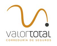 Logo de Valor Total, correduría de seguros, con diseño en naranja y negro sobre fondo blanco.