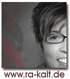 Halbes Porträt einer Person mit Brille, www.ra-kalt.de steht unten.
