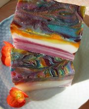Sonderedition Naturseife aus Mandelöl \"Regenbogen\"