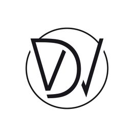 Schwarzes "DV"-Logo in Kreis auf weißem Hintergrund. Minimalistisches Design.