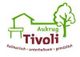 Logo mit grünem Haus und Baum, Text: "Aukrug Tivoli - kulinarisch, unterhaltsam, gemütlich".