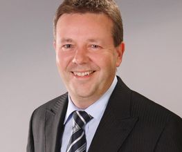Karsten Teufel/ Maßgescheidert zur eigenen Persönlichkeit