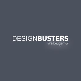 Grau-schwarzer Hintergrund mit dem weißen Text "DESIGNBUSTERS" und "Werbeagentur" darunter.