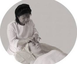 kopf-und Gesichtsmassage