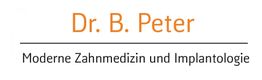 "Text: Dr. B. Peter - Moderne Zahnmedizin und Implantologie; orange Schrift auf weißem Hintergrund."