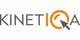 Logo mit Schriftzug "KINETIQ" und stilisiertem orangenem Kreis mit Pfeil.