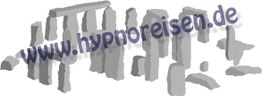 Graue Steinformationen mit der Aufschrift "www.hypnoreisen.de" darüber.