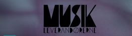 Sort tekst på lilla baggrund: "Musik Leverandørerne".