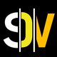 Logo con las letras "SDV" en blanco y amarillo sobre fondo negro, separadas por líneas verticales.