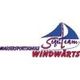 Logo der Wassersportschule Windwärts mit Segelboot-Grafik und Text in Blau und Rot.