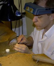 Der Chef am Werktisch