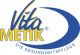 Logo mit Schriftzug "VitaMETIK" und "Die Gesundheitspflege", blau-gelber Bogen im Hintergrund.