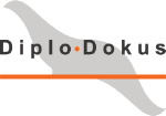 Schriftzug "DiploDokus" mit einem Dino im Hintergrund und einem orangefarbenen Strich darunter.