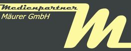 Logo der Medienpartner Mäurer GmbH in hellgelb auf dunkelgrauem Hintergrund.