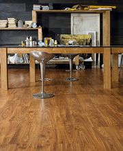 Wand- und Bodenbeläge