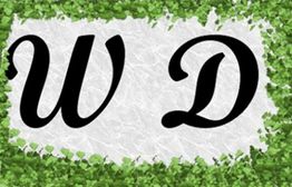 Schwarze Buchstaben "W D" auf weißem Hintergrund, umrahmt von grünen Blättern.