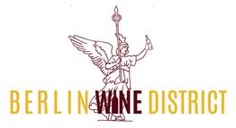 Ein Engel hält eine Weinflasche, Text "Berlin Wine District".