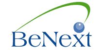 Logo mit der Aufschrift "BeNext", grün-blauer Bogen und kleinem blauen Kreis darüber.