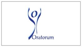 Blaues stilisiertes Symbol einer Person mit Text "Oratorum" darunter auf weißem Hintergrund.