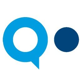 Blaues Sprechblasen-Symbol neben einem blauen Punkt auf weißem Hintergrund.