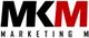 Logotipo de texto: "MKM" en negro y rojo, con "Marketing M" en letras más pequeñas abajo.