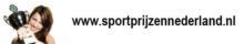 Vrouw met beker naast tekst "www.sportprijzennederland.nl".