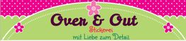 Buntes Design mit dem Text „Over & Out Stickerei mit Liebe zum Detail“, Blumenmotiv.