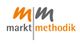 Logo mit Schriftzug "markt | methodik" in Orange und Grau.