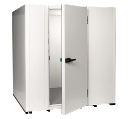 Witte cabine met open deur en zwarte deurknop, zonder zichtbare inhoud.