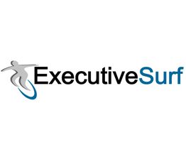 Logo mit stilisiertem Surfer und Text "Executive Surf" in Schwarz und Blau.