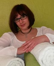 Wellness Lounge Relax Logo