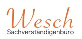 Schriftzug "Wesch Sachverständigenbüro" in orange und schwarz auf weißem Hintergrund.