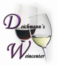 Zwei Weingläser, rot und weiß, mit dem Text "Deichmann's Weincenter" in lila Schrift.