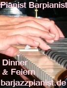 Hände spielen Klavier, Text: "Pianist Barpianist, Dinner & Feiern, barjazzpianist.de".