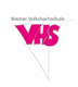 Logo der Bremer Volkshochschule mit pinkem "VHS" auf weißem Hintergrund.
