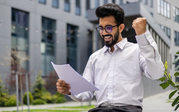 Arbeitszeugnis: Auf diese Formulierungen müssen Sie achten