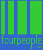 Grünes Logo mit vier Balken und dem Text "fourpeople gmbh" darunter auf blauem Hintergrund.