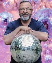 DJ Fischer Spezial Logo