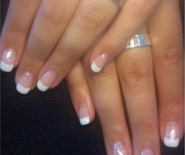 Daylight-Nails Logo