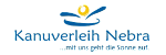 Logo des Kanuverleih Nebra mit blauer Schrift und gelbem Symbol über einem geschwungenen Strich.