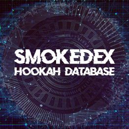 Text "SMOKEDEX HOOKAH DATABASE" vor digitalem Hintergrund mit geometrischen Mustern und Linien.