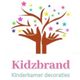 Logo met handen als boomtakken en kleurrijke sterren, tekst: "Kidzbrand Kinderkamerdecoraties".