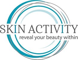 Logo van Skin Activity met tekst "reveal your beauty within" en blauwe cirkelvormige lijnen.