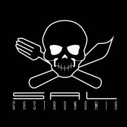Logo de caveira com garfo e faca cruzados e texto "Sal Gastronomia" em fundo preto.