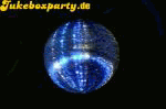 Glitzernde Discokugel dreht sich mit Lichteffekten, Text oben links: Jukeboxparty.de.